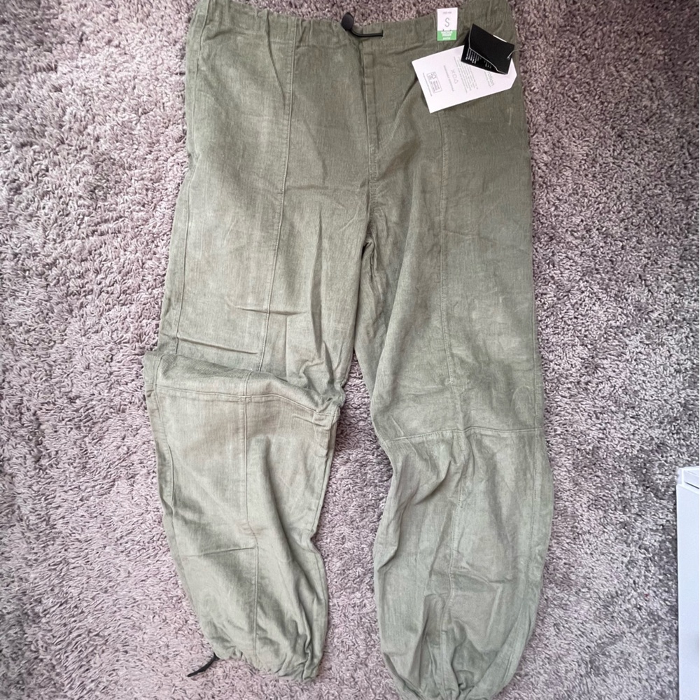 100%Cotton RE:Generation by VOX — Parachute Jogger z Army green